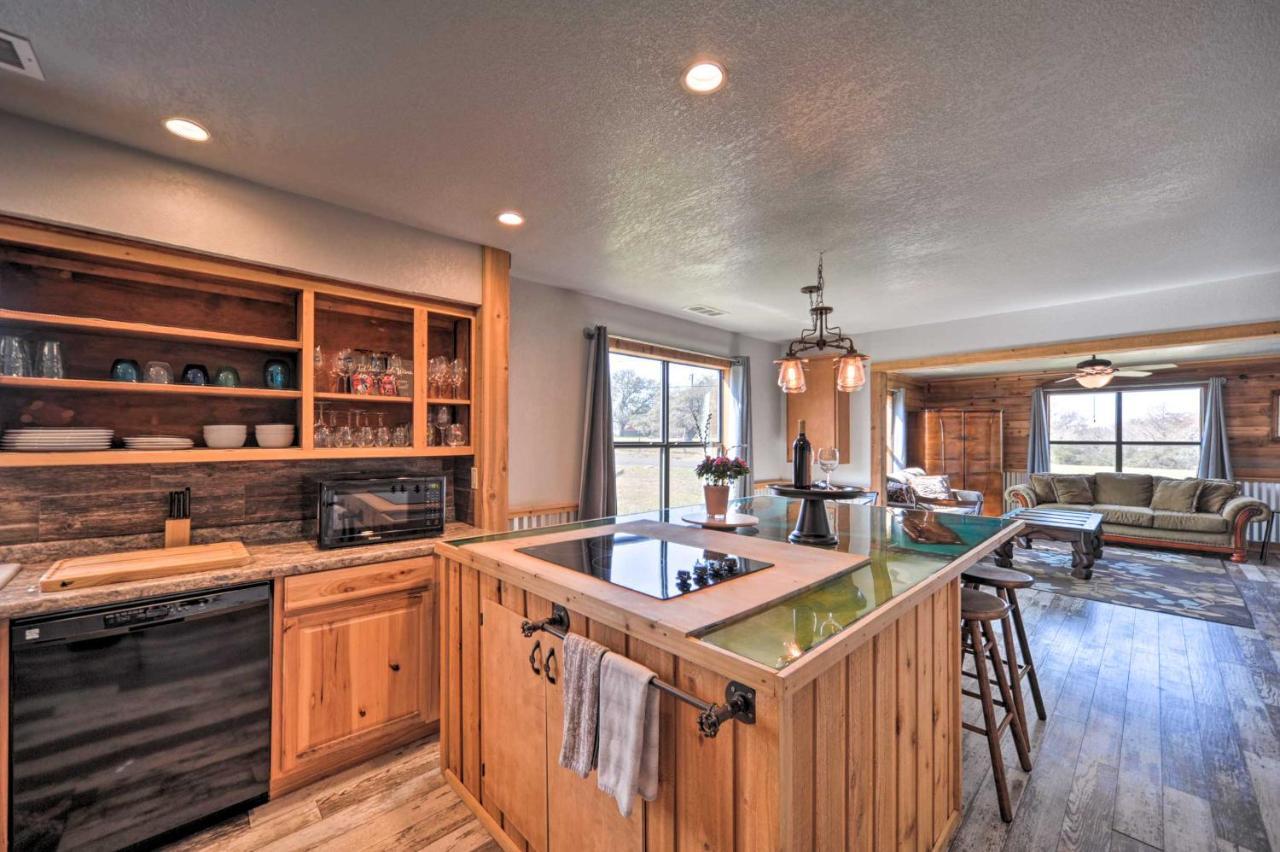 The Barn Texas Wine Country Vacation Rental Fredericksburg Dış mekan fotoğraf